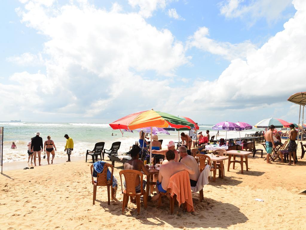 Hotel Happy Tuna Hikkaduwa Ngoại thất bức ảnh