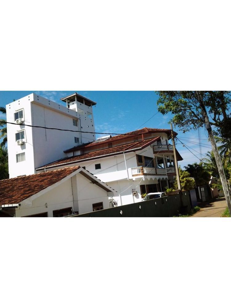 Hotel Happy Tuna Hikkaduwa Ngoại thất bức ảnh