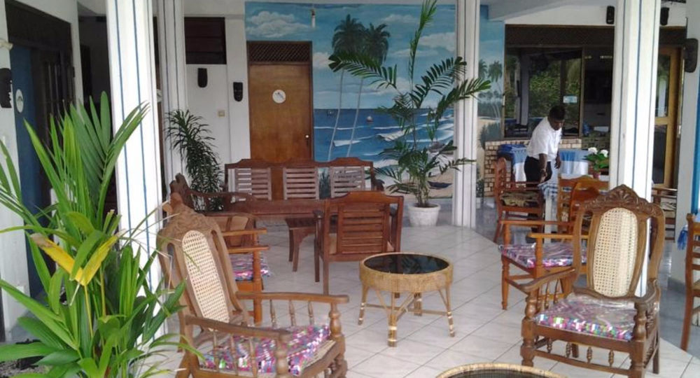 Hotel Happy Tuna Hikkaduwa Ngoại thất bức ảnh