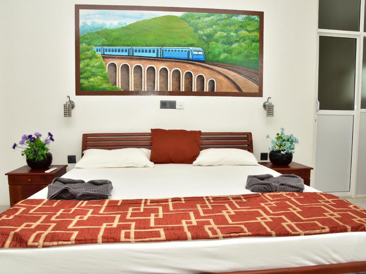 Hotel Happy Tuna Hikkaduwa Ngoại thất bức ảnh